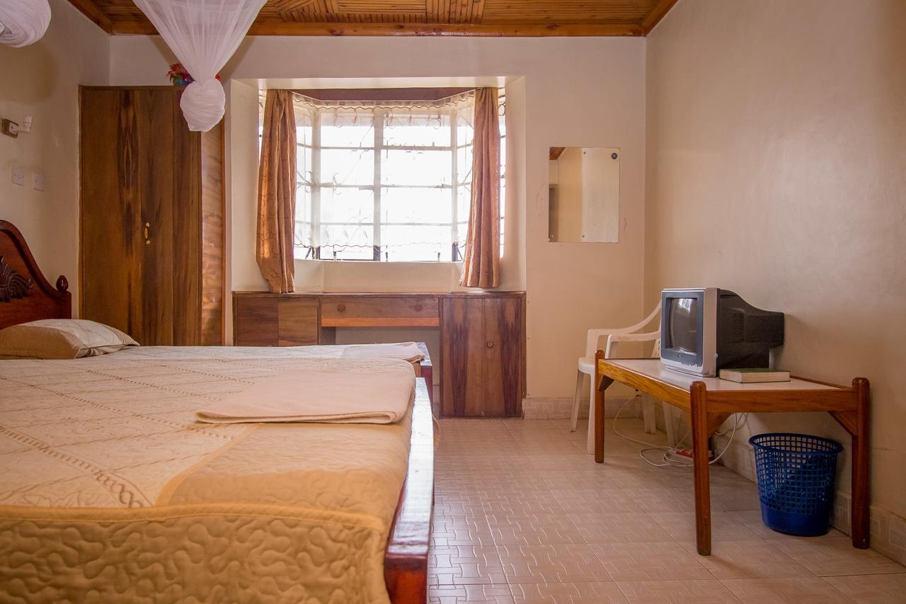 Hotel Genevieve Nakuru Exterior photo