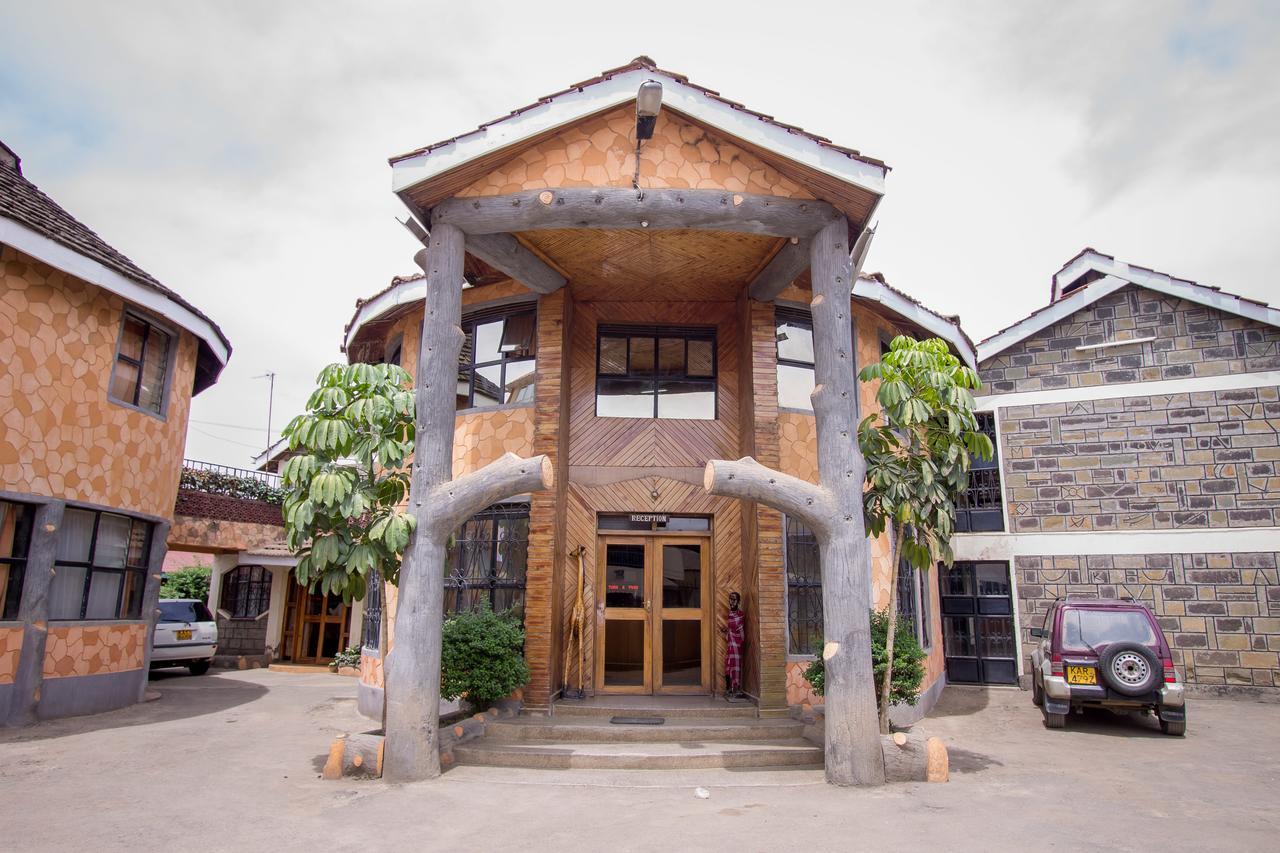 Hotel Genevieve Nakuru Exterior photo