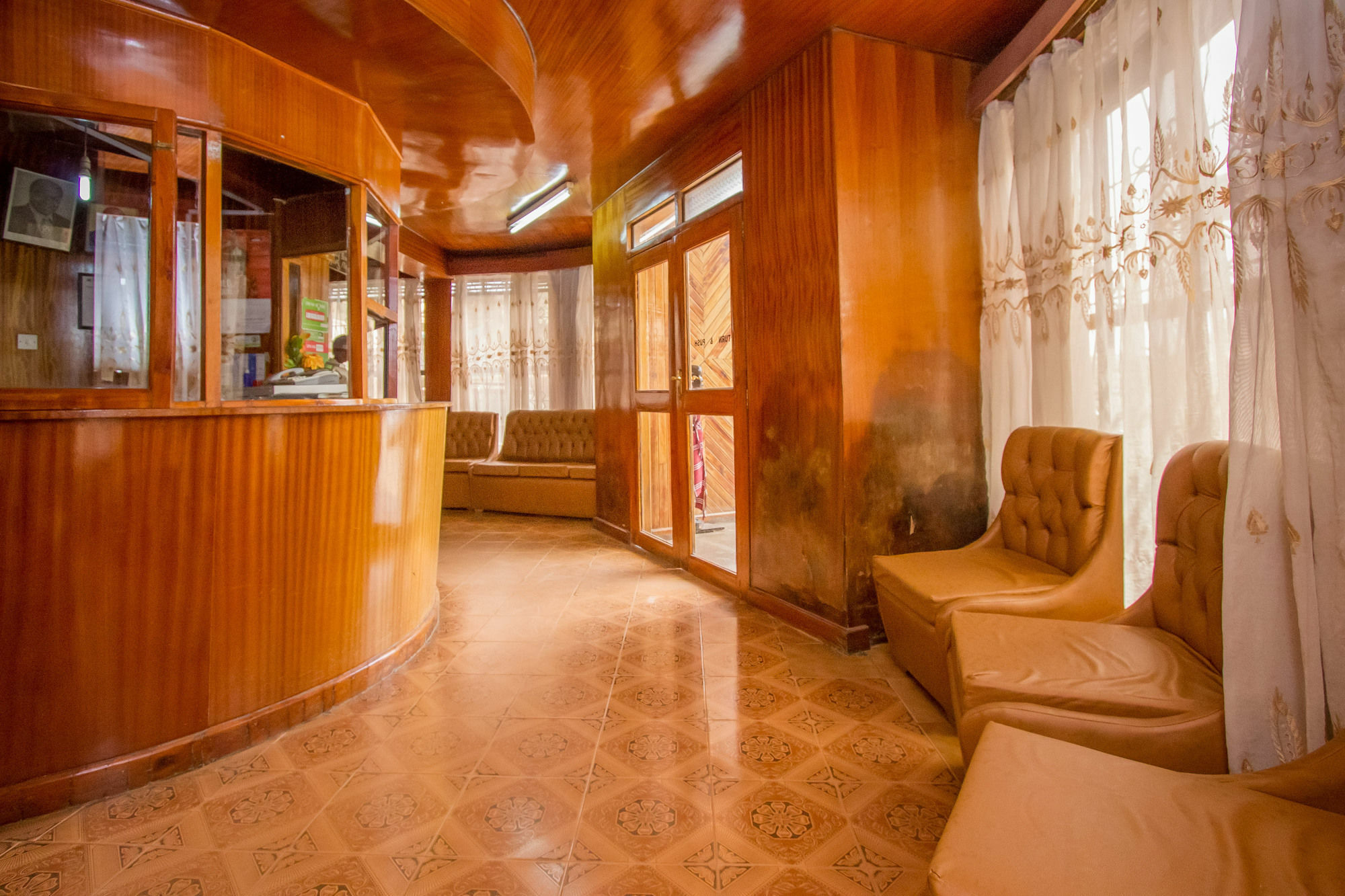 Hotel Genevieve Nakuru Exterior photo